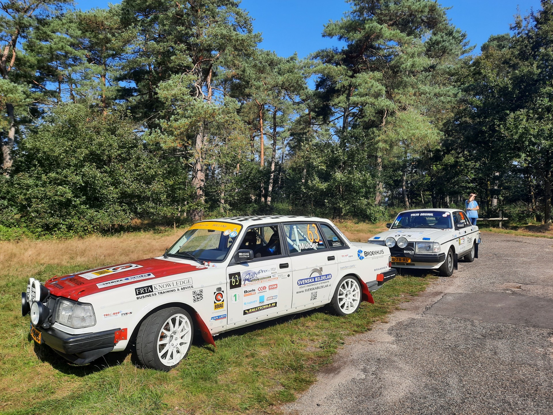 Roodkapje en seeuwwitje volvo