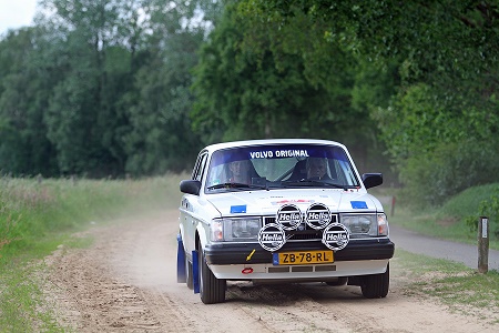 volvo 240 rally miglia daventria 2014 zandweg 300 x 400